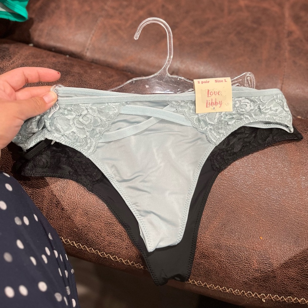 🎀Love Libby Libbey Lace Trim Thongs Pack  - Light Blue and Black